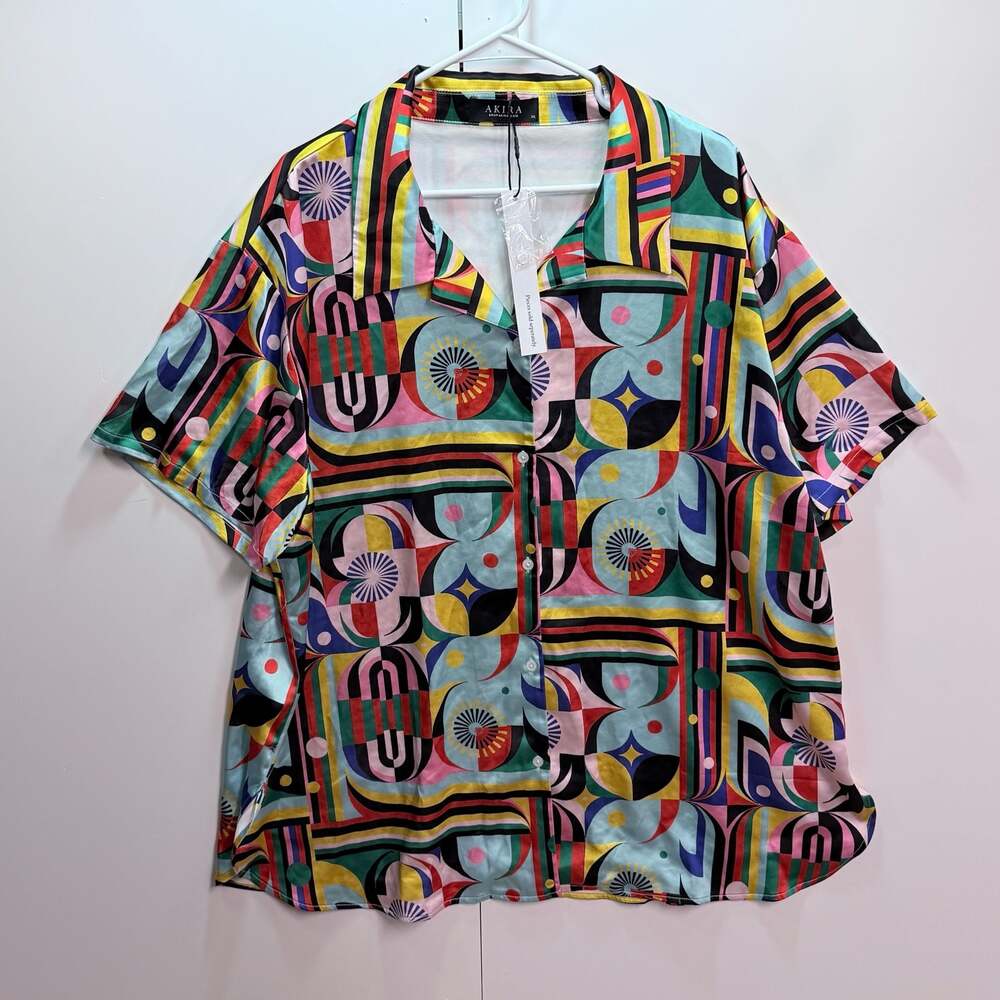 Akira Take To The Streets Geometric Print Short Sleeve Button Up Size XL